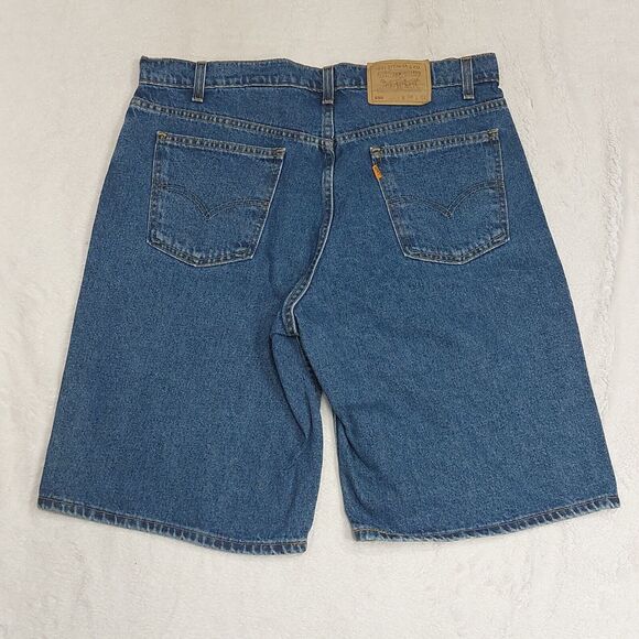 Vintage 90's Levi's 550 Relaxed Fit Baggy Medium Wash Denim Jean Shorts Size 38 - Picture 6 of 7